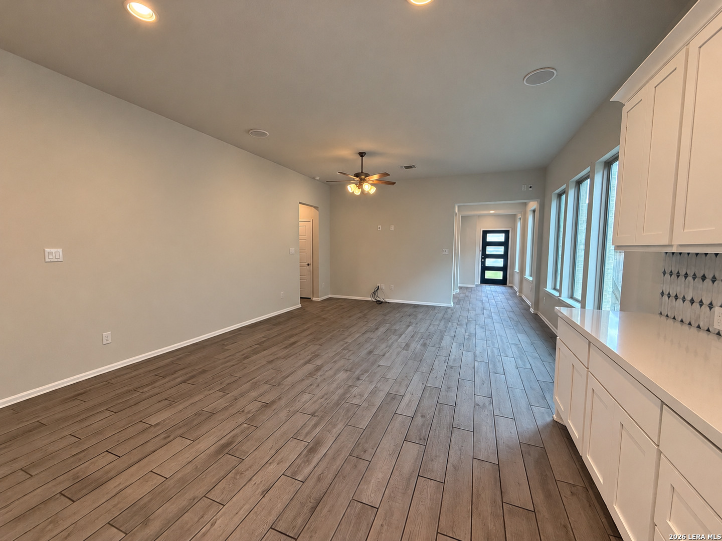 2810 High Castle, San Antonio, TX 78245