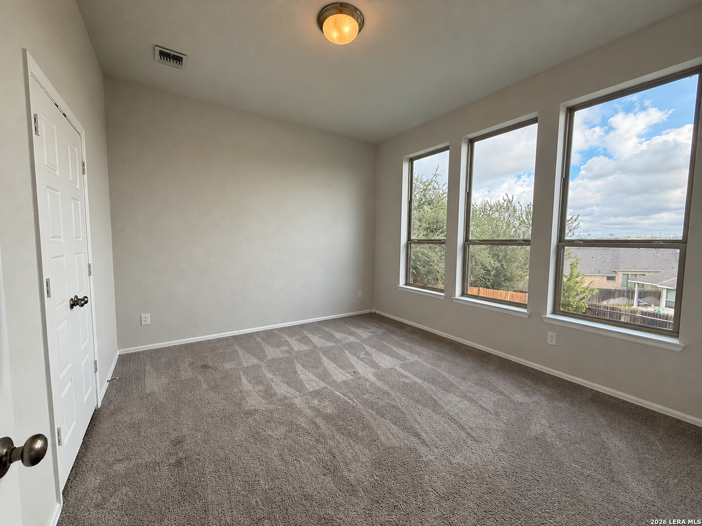 2810 High Castle, San Antonio, TX 78245