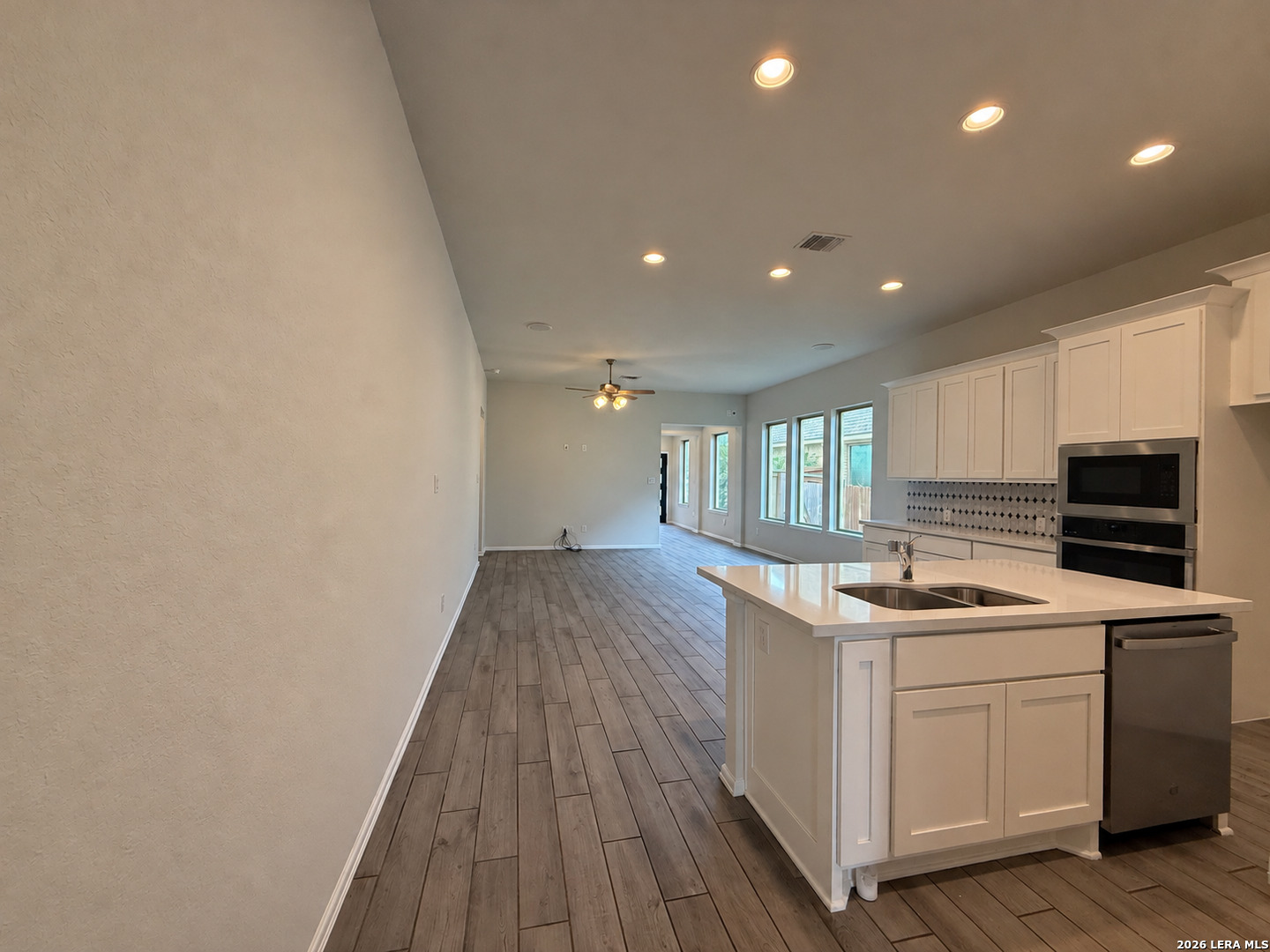 2810 High Castle, San Antonio, TX 78245