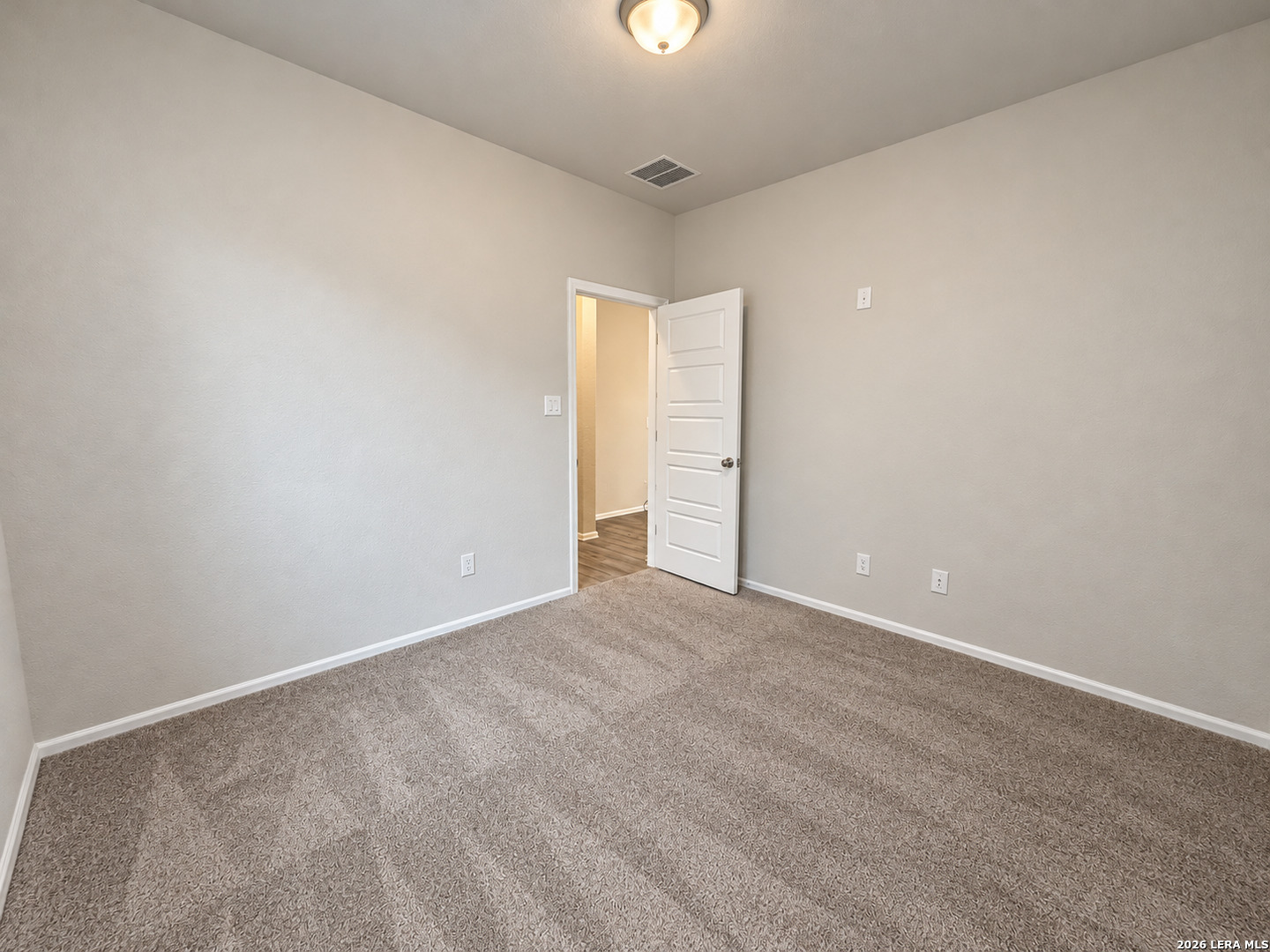 2810 High Castle, San Antonio, TX 78245