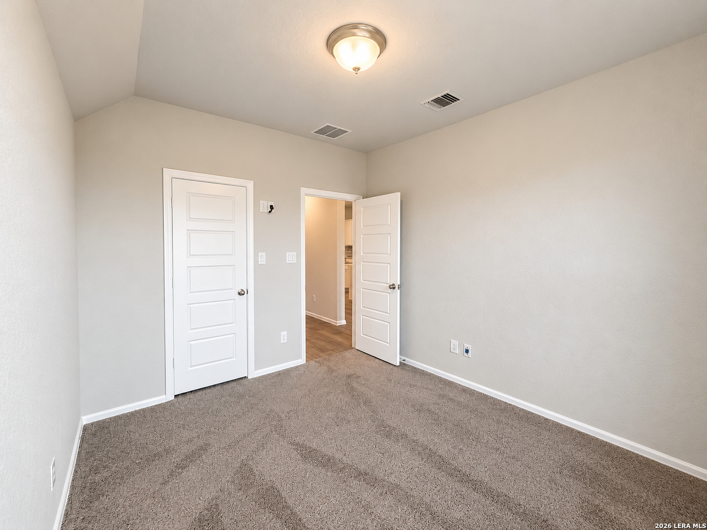 2810 High Castle, San Antonio, TX 78245