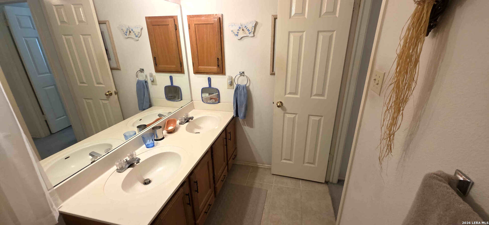6110 SPRING VLY, San Antonio, TX 78247
