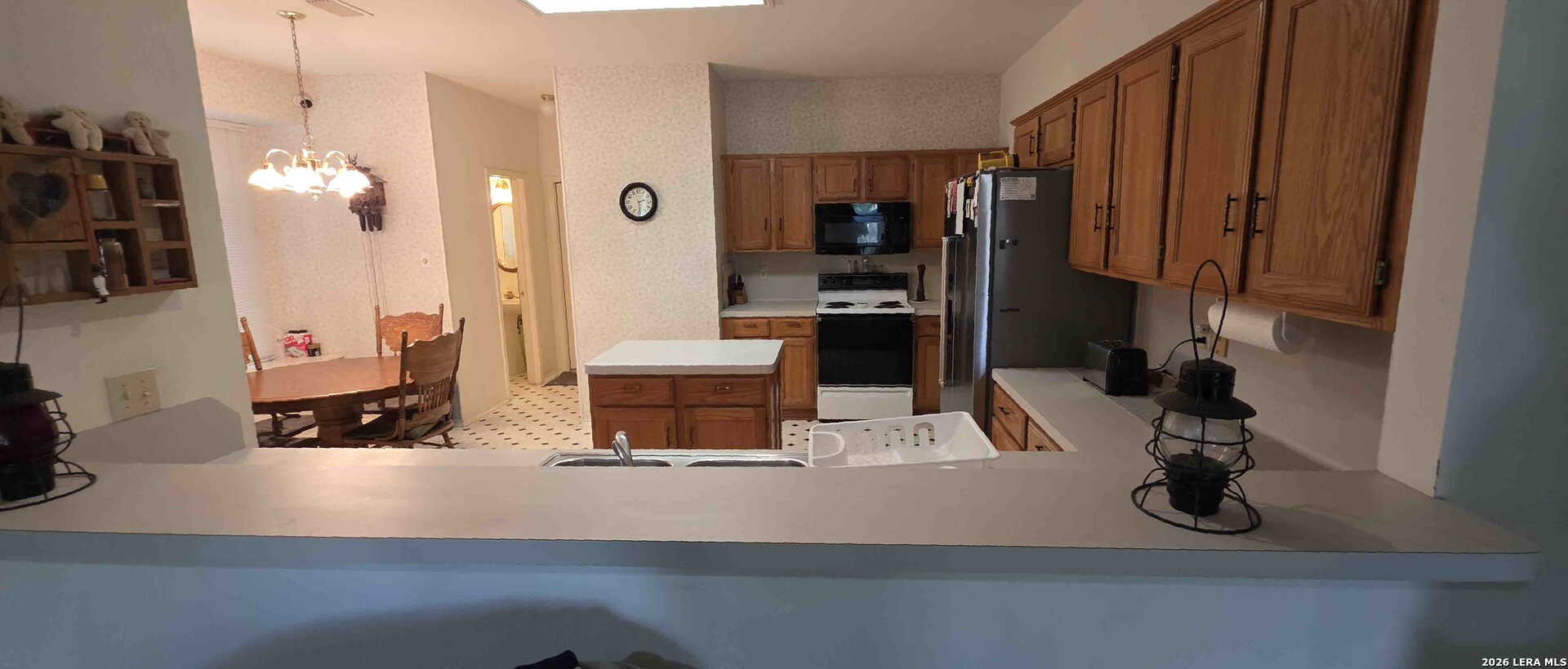 6110 SPRING VLY, San Antonio, TX 78247