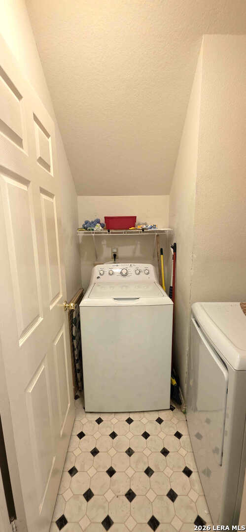 6110 SPRING VLY, San Antonio, TX 78247