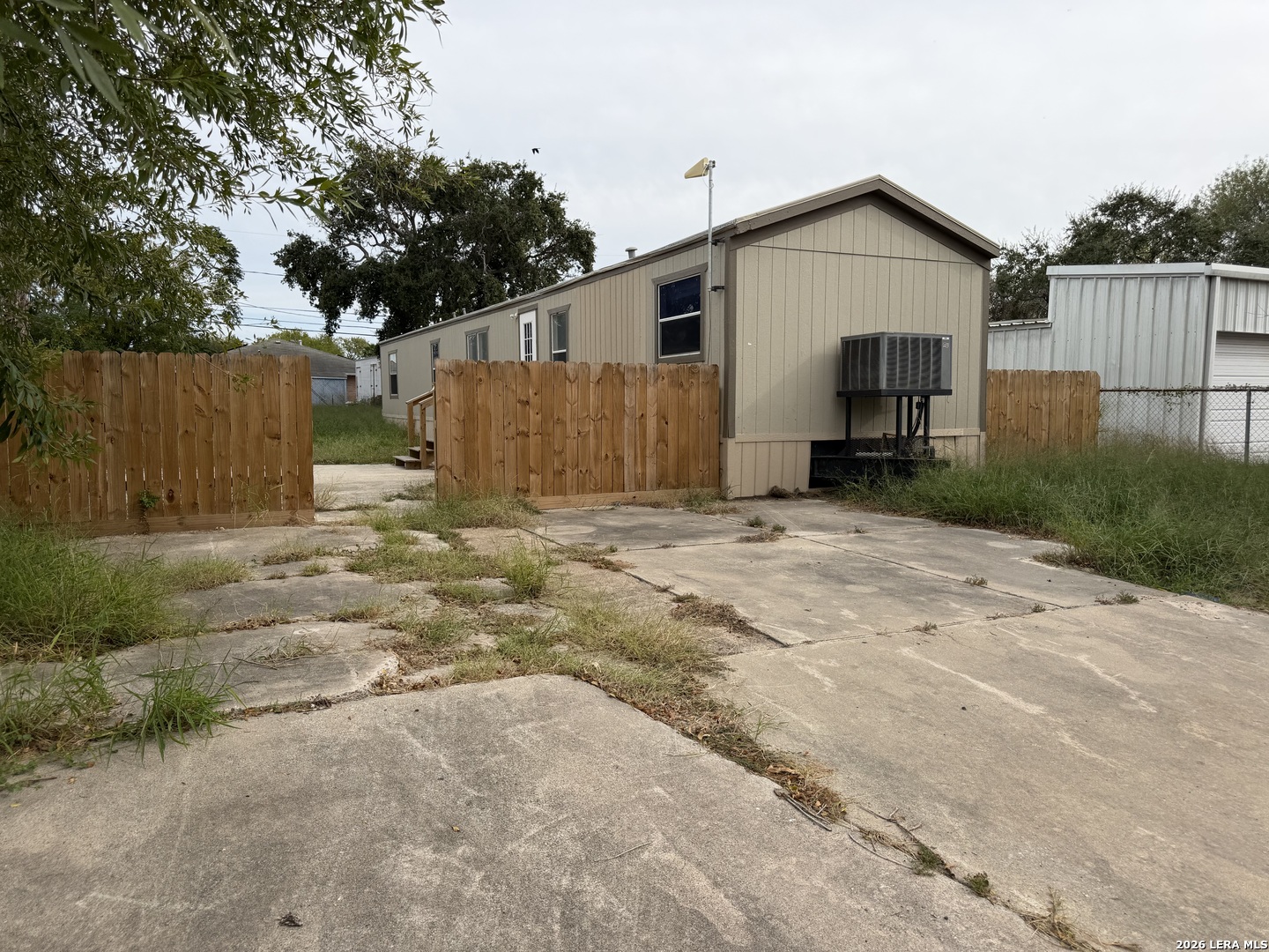 809 MCDONALD ST, Corpus Christi, TX 78418