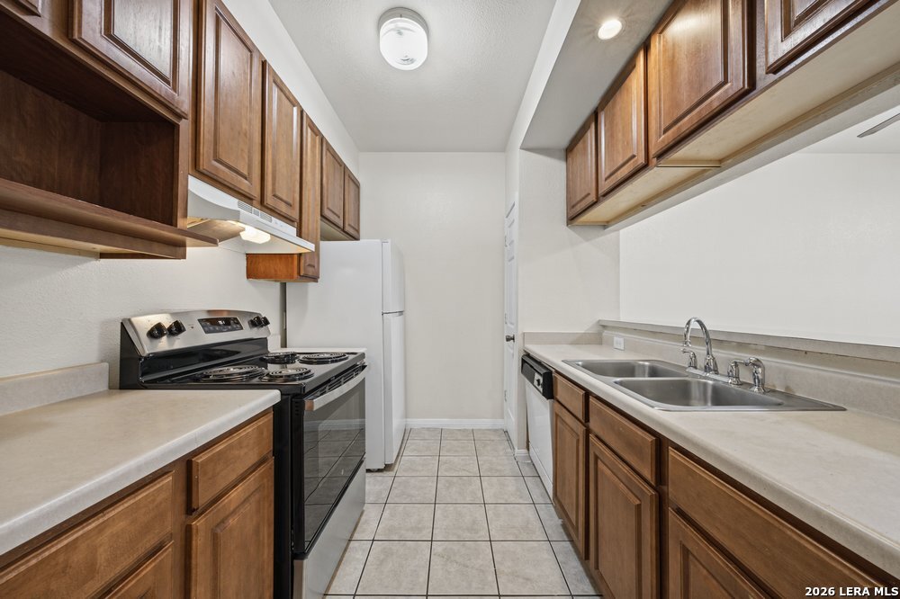 518 Dukeway, Universal City, TX 78148