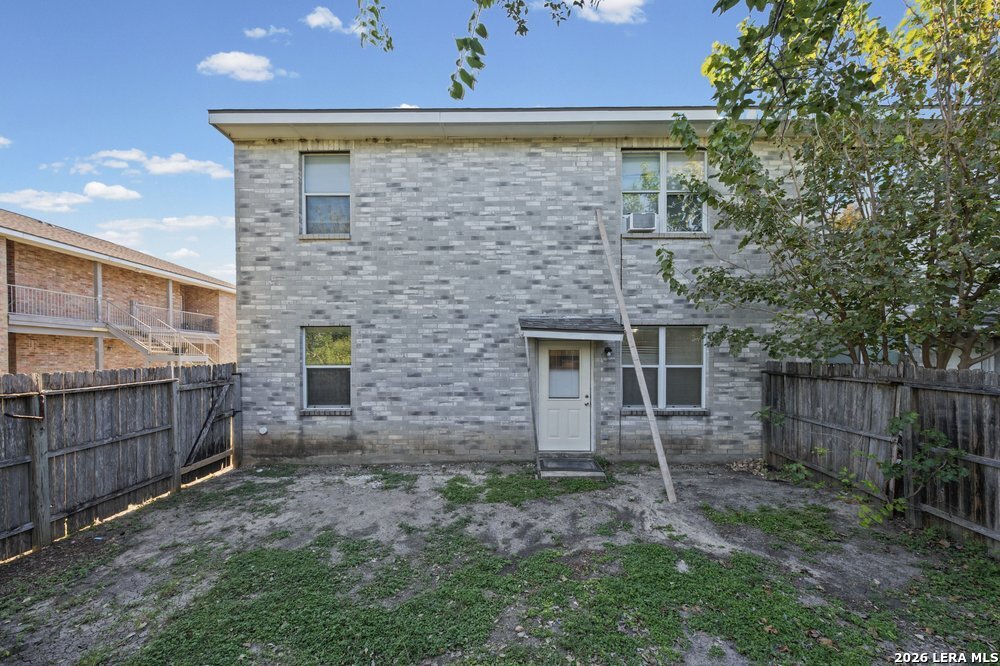 518 Dukeway, Universal City, TX 78148