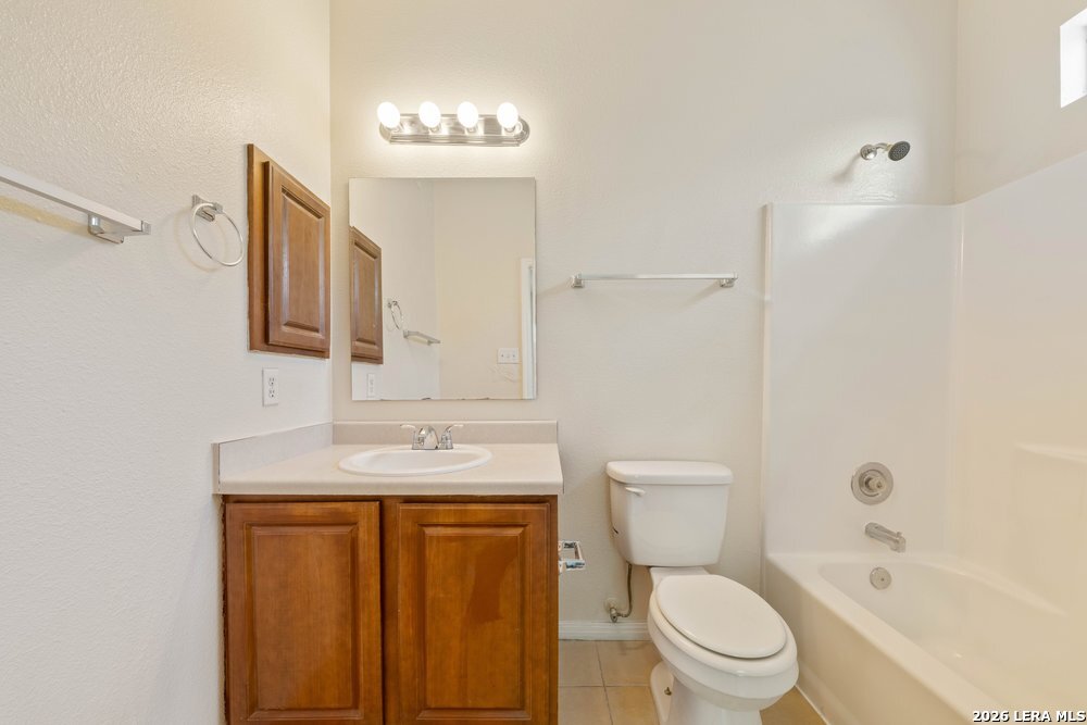 518 Dukeway, Universal City, TX 78148