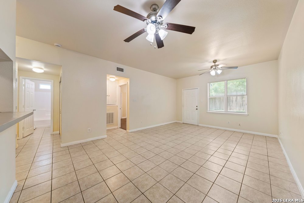 518 Dukeway, Universal City, TX 78148