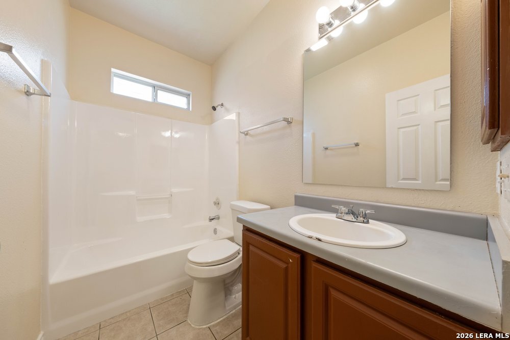 518 Dukeway, Universal City, TX 78148