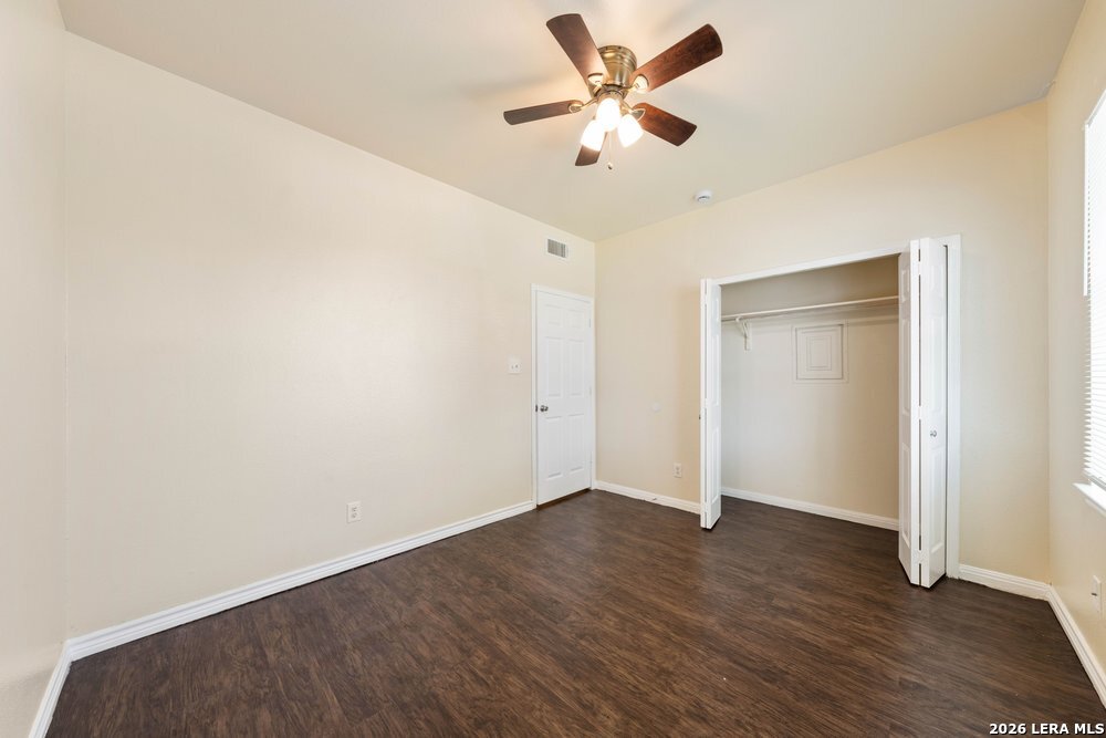518 Dukeway, Universal City, TX 78148