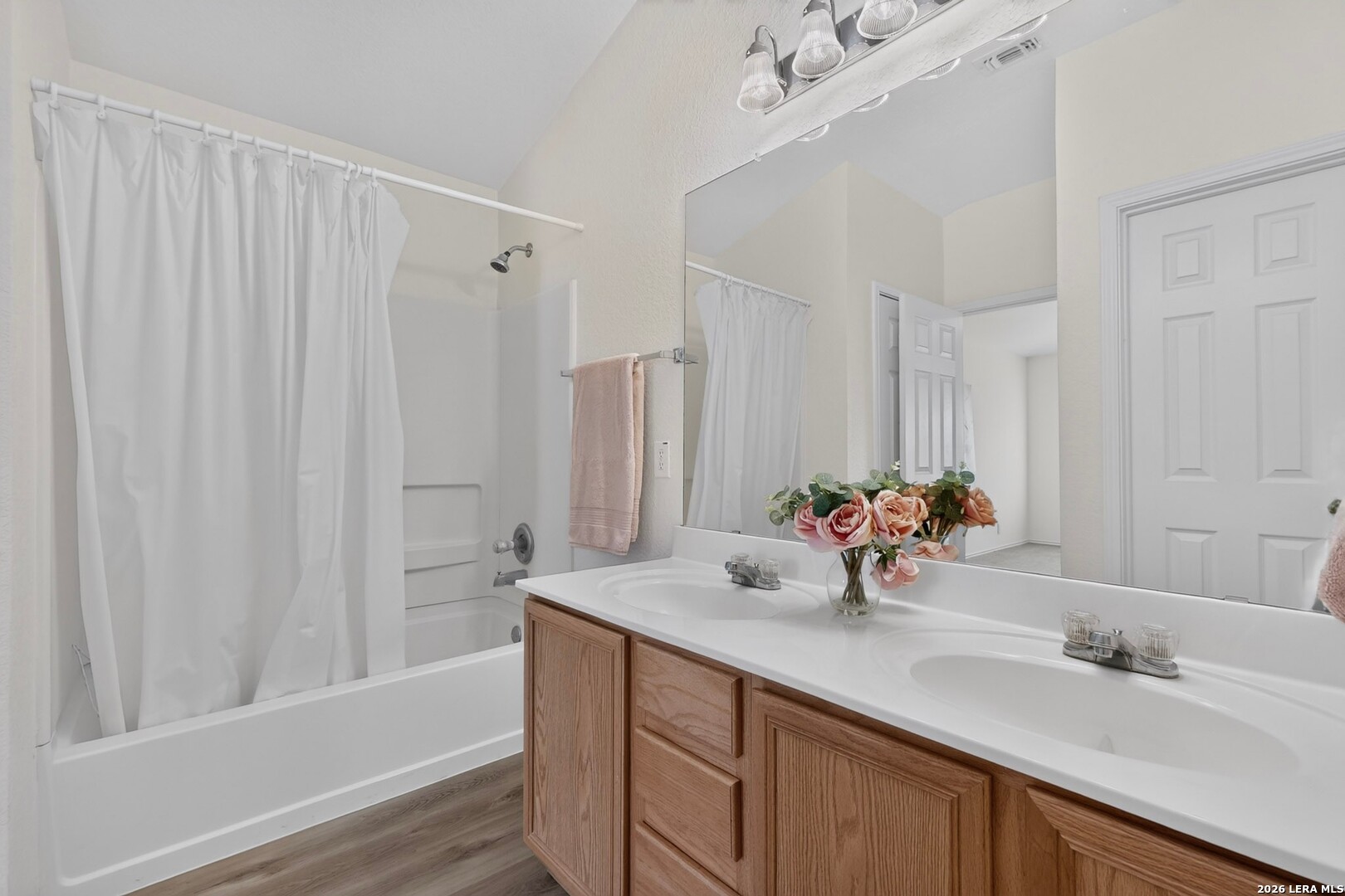 3304 Whisper Bluff, Schertz, TX 78108