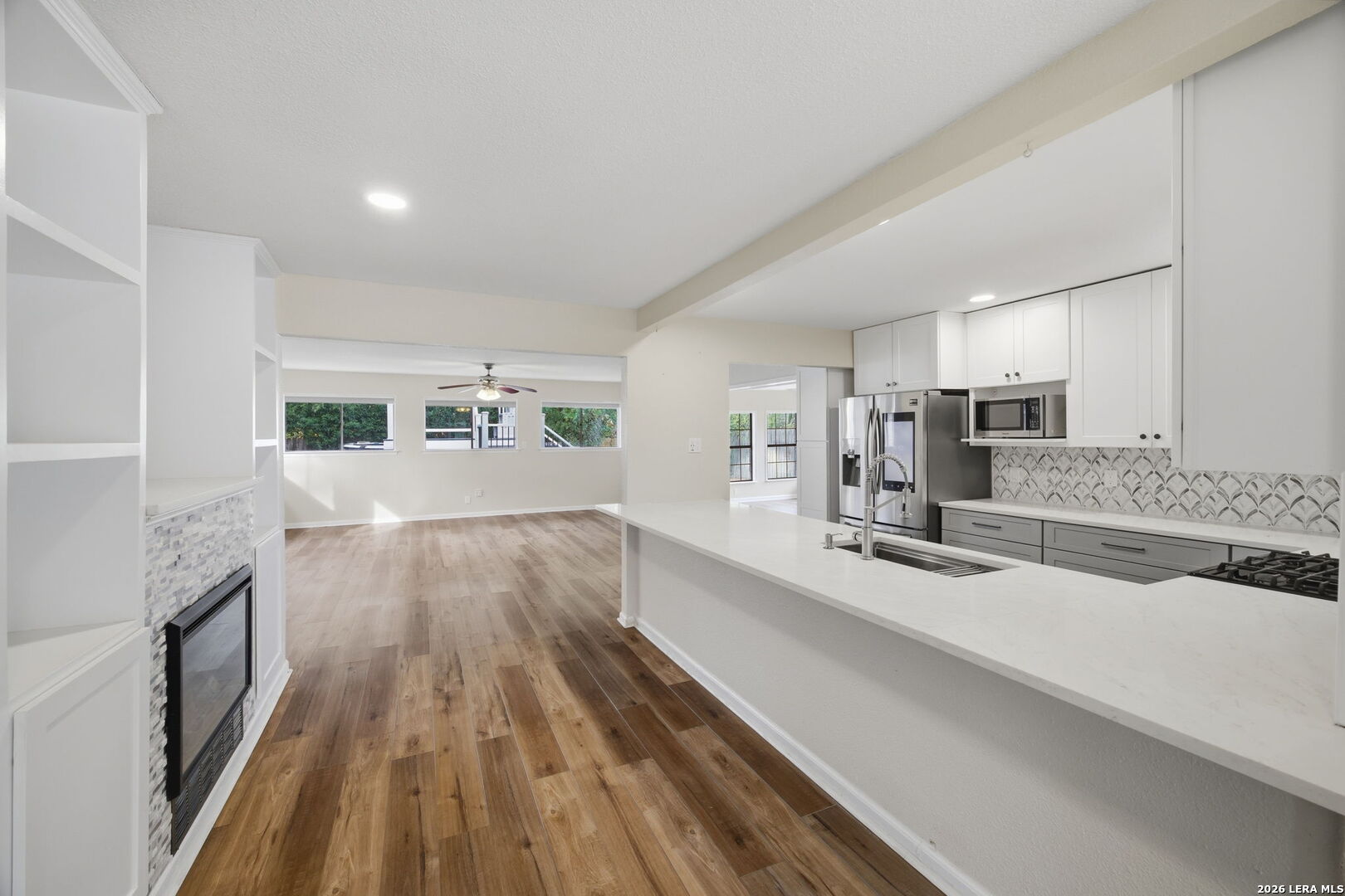 311 Waring Dr, San Antonio, TX 78216