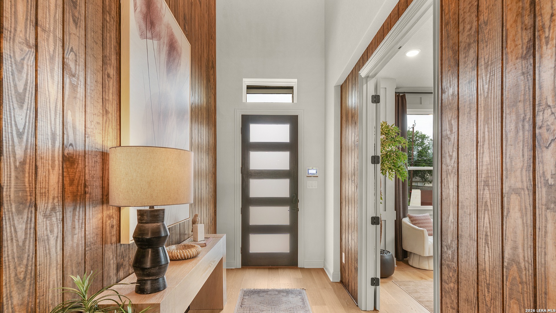 Entry/Foyer