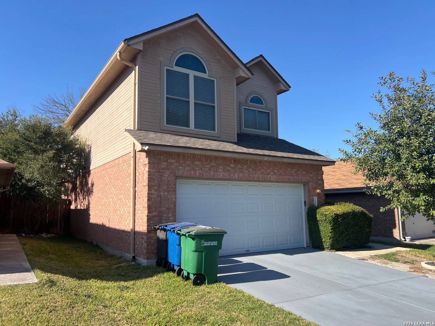 5863 Spring, San Antonio, TX 78247