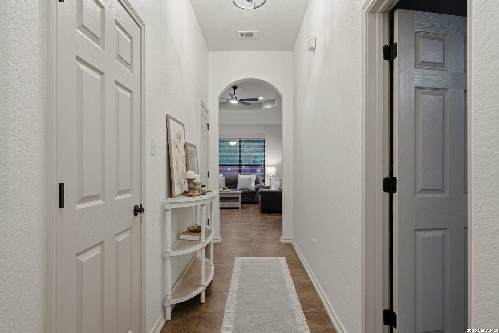 Entry/Foyer