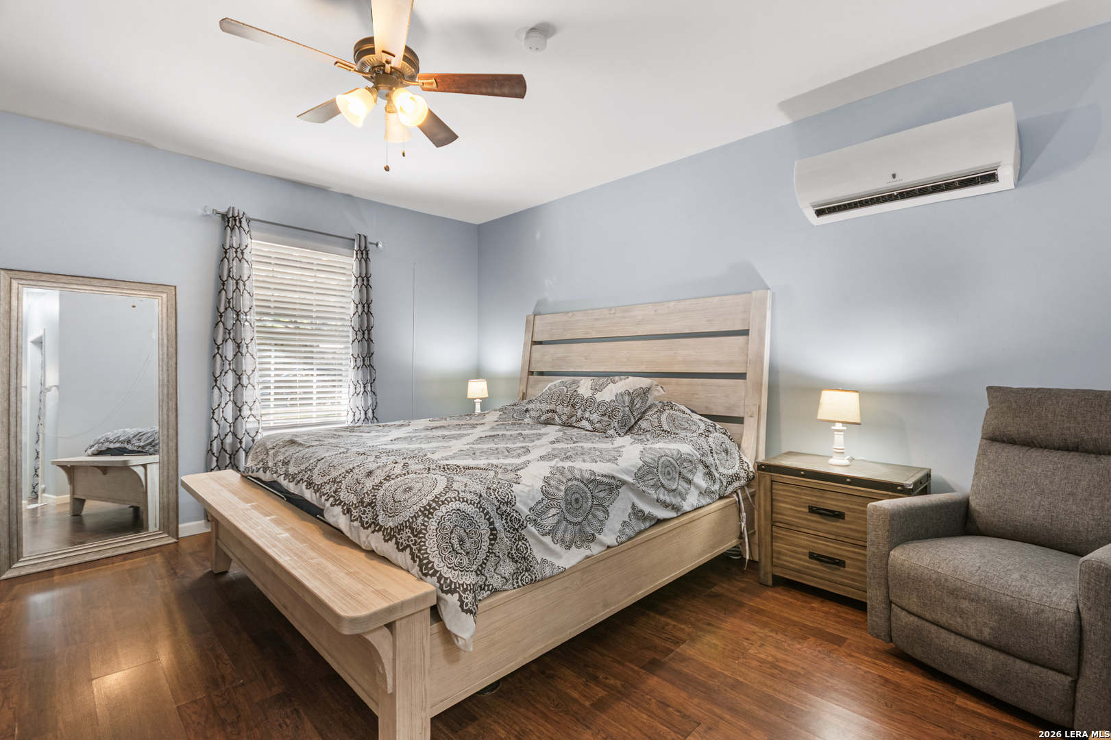 5331 HAPPINESS ST, Kirby, TX 78219