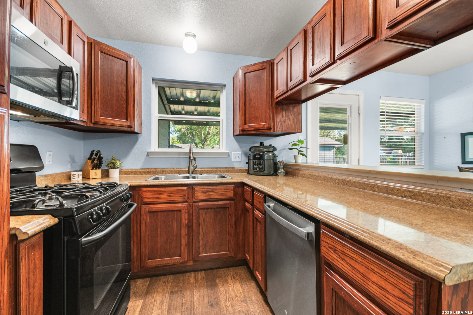 5331 HAPPINESS ST, Kirby, TX 78219