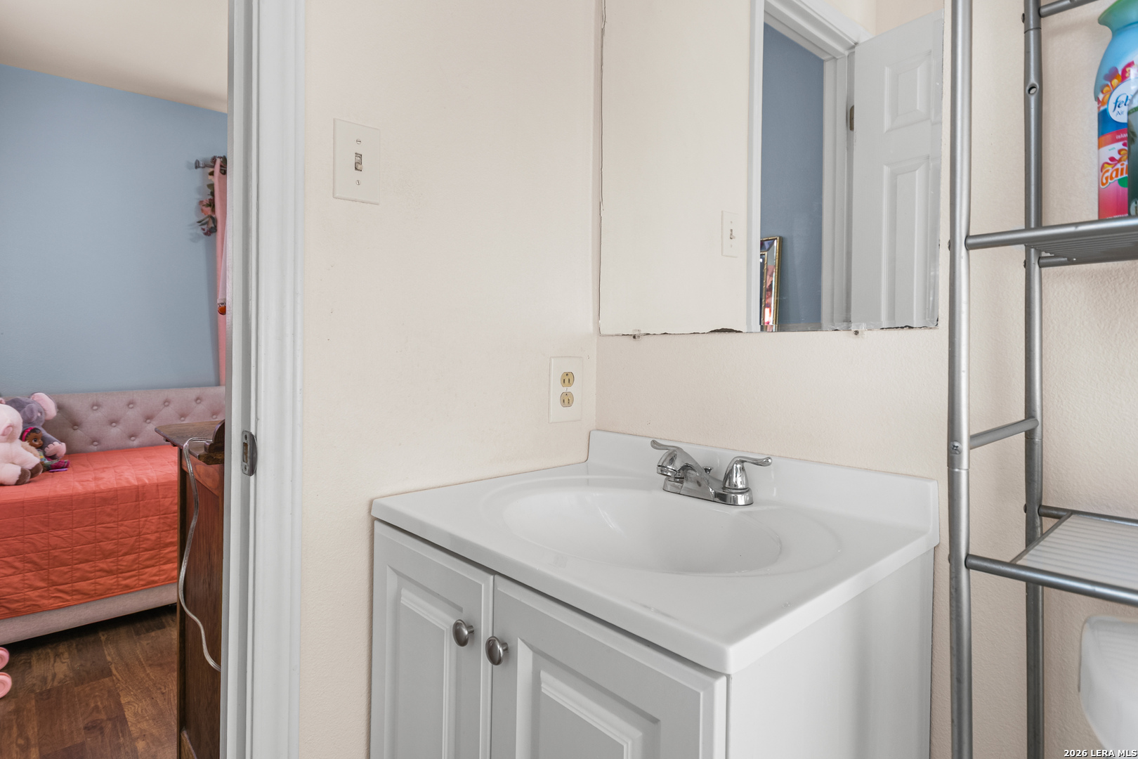 5331 HAPPINESS ST, Kirby, TX 78219