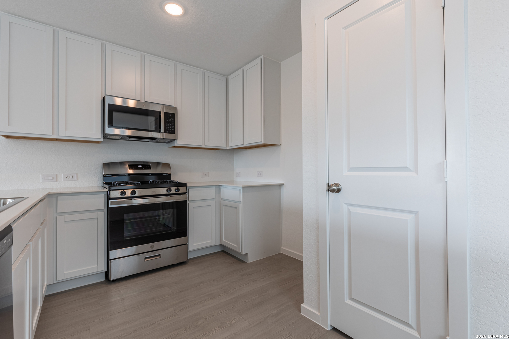5618 WILLOW POINT BLVD, San Antonio, TX 78219