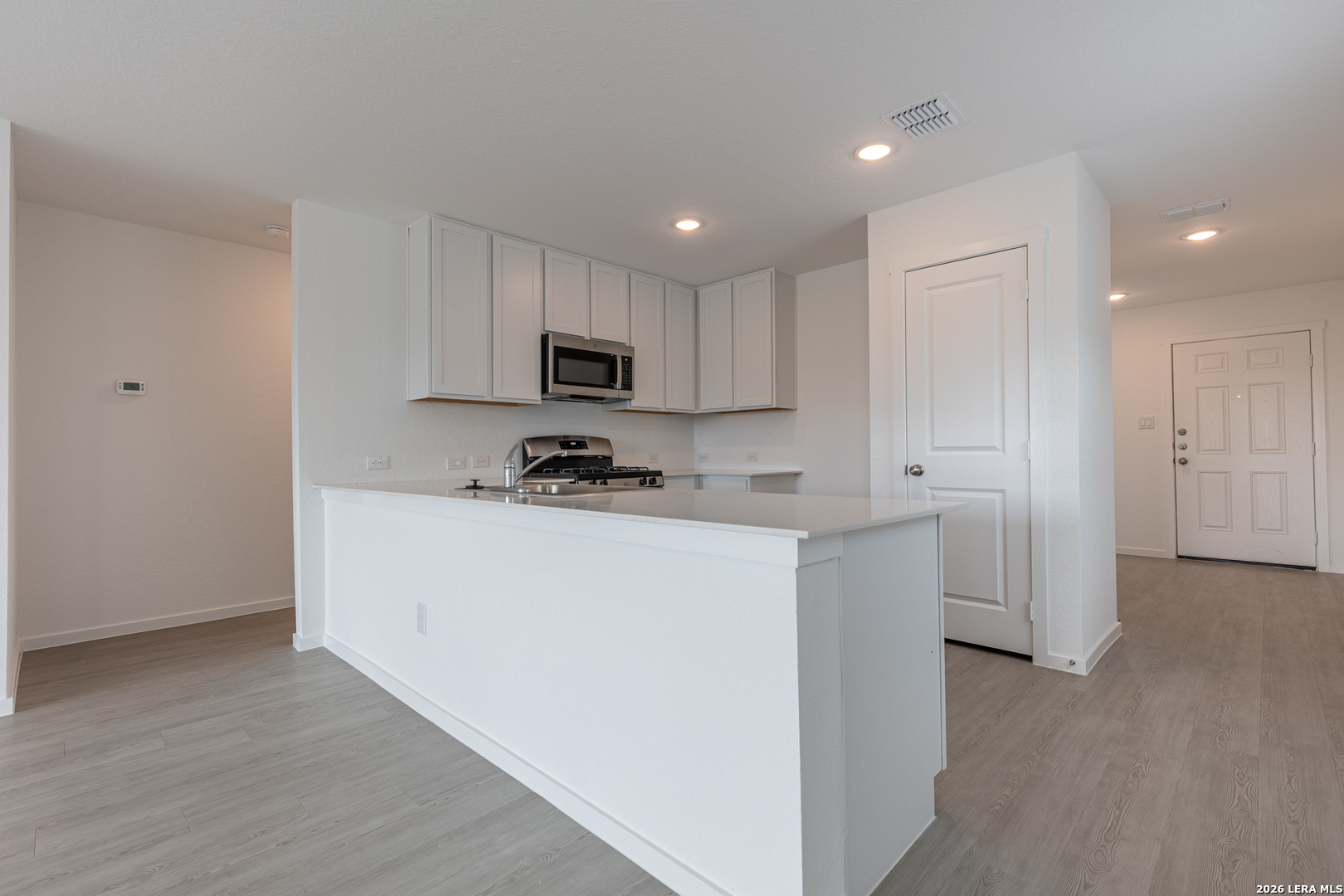 5618 WILLOW POINT BLVD, San Antonio, TX 78219