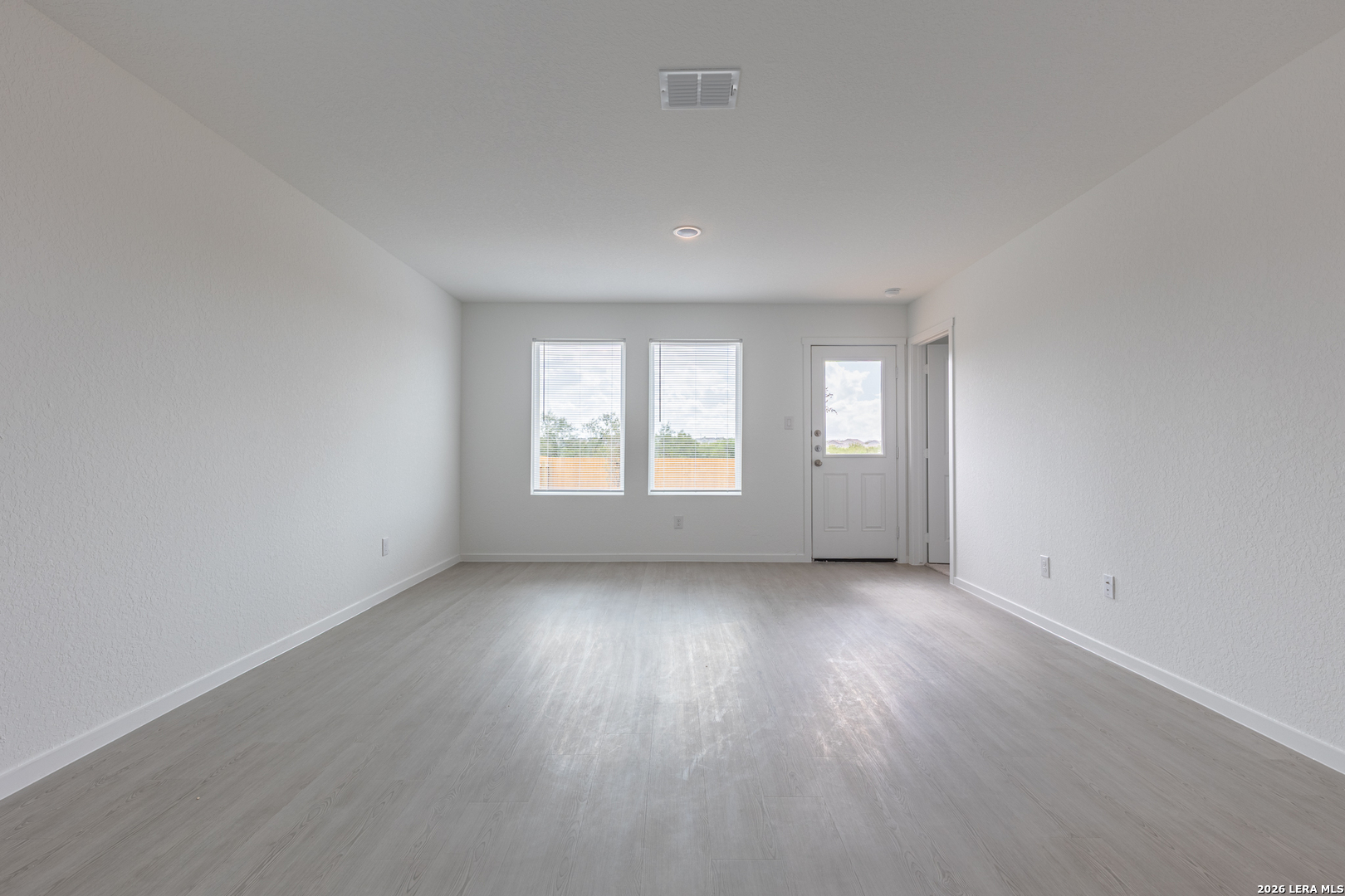 5618 WILLOW POINT BLVD, San Antonio, TX 78219