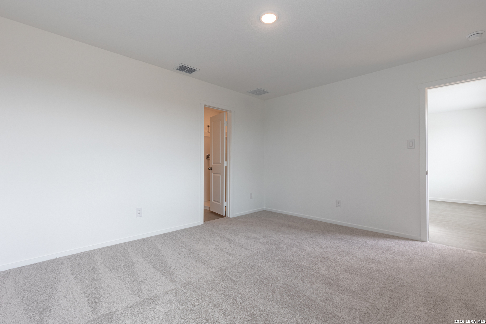 5618 WILLOW POINT BLVD, San Antonio, TX 78219