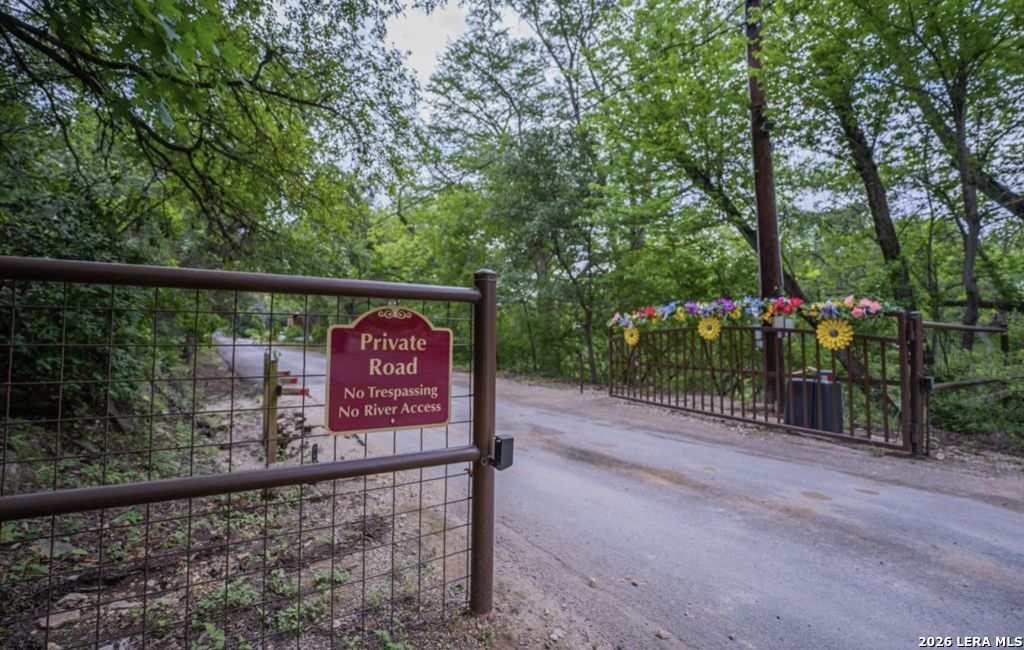 801 PECAN ST, Canyon Lake, TX 78133