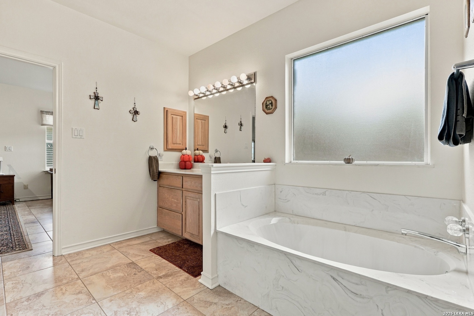 111 WOODLAND BLVD, Boerne, TX 78006