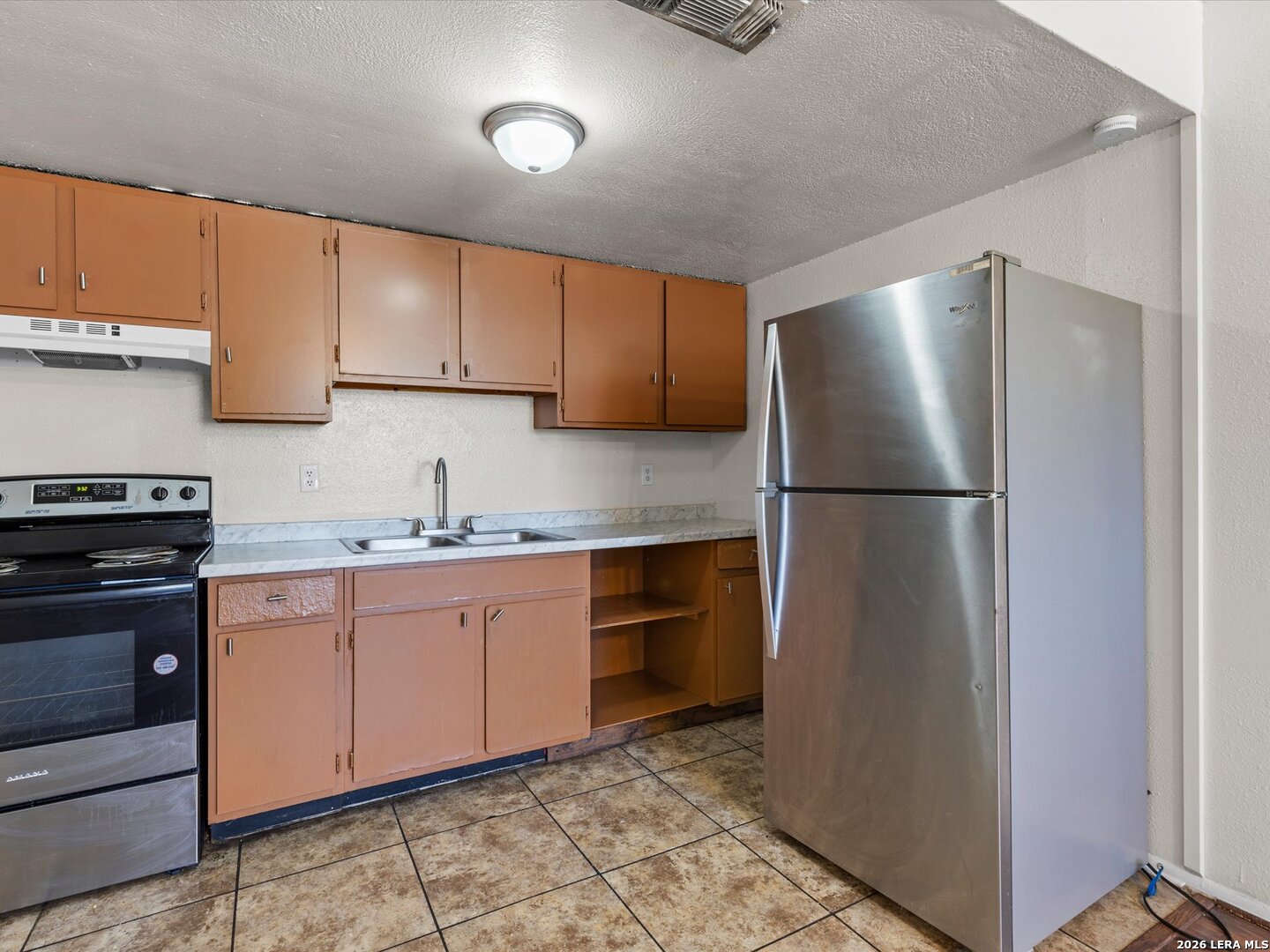 3414 W MARTIN ST, #105, San Antonio, TX 78207