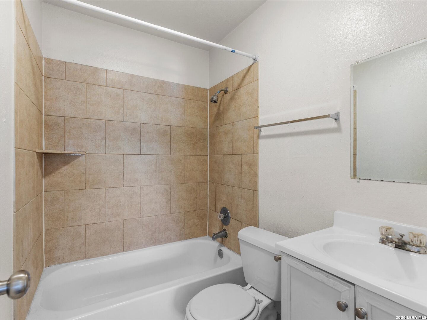3414 W MARTIN ST, #105, San Antonio, TX 78207