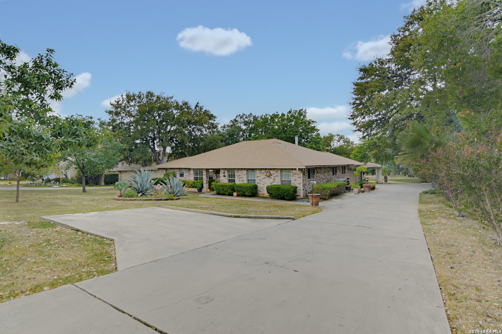 Photo 2 of Single family home for sale at 222 Montwood, Seguin, TX 78155 | MLS# 2027021 | Listing updated on 2026-10-29