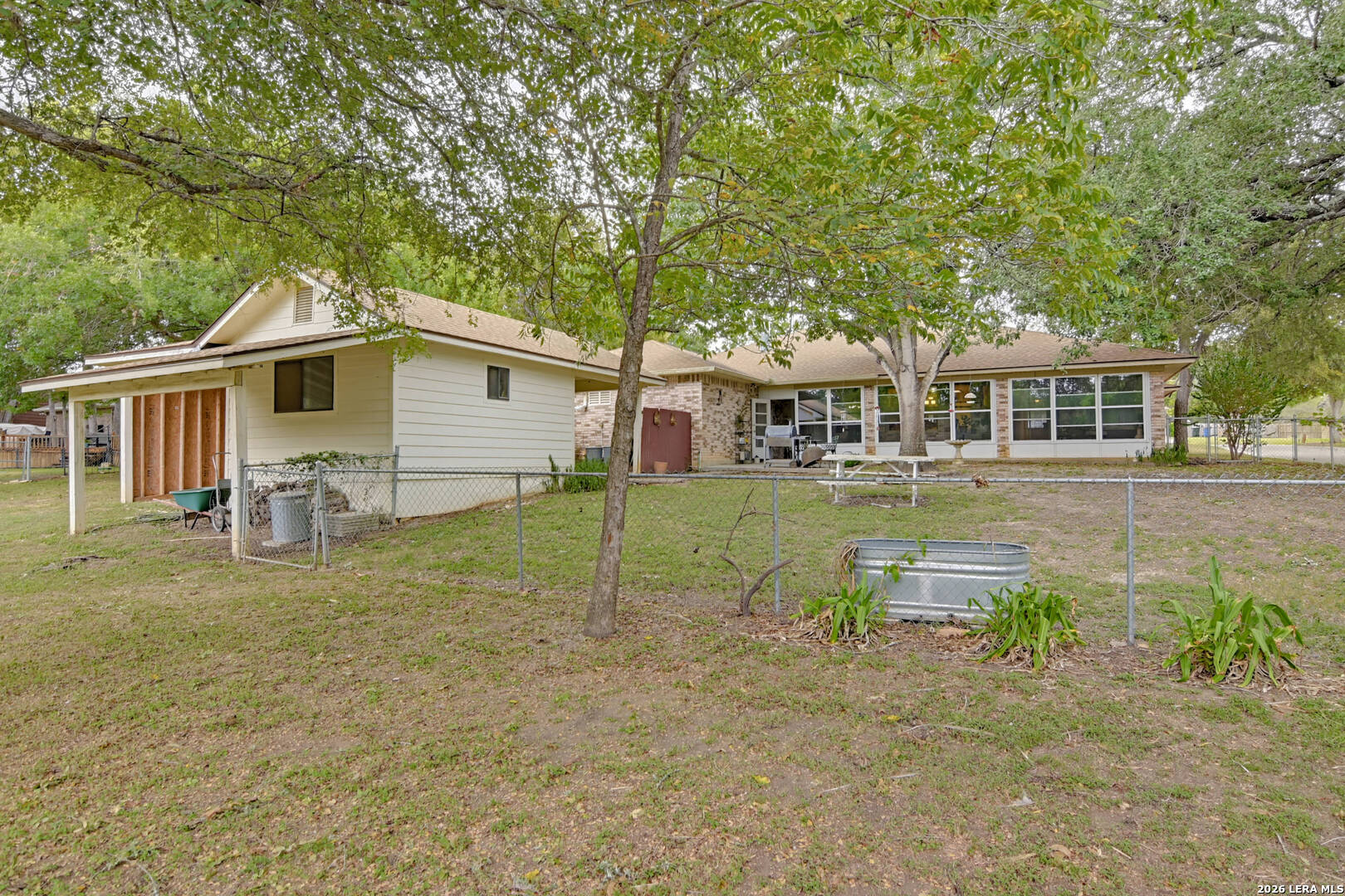 222 Montwood, Seguin, TX 78155