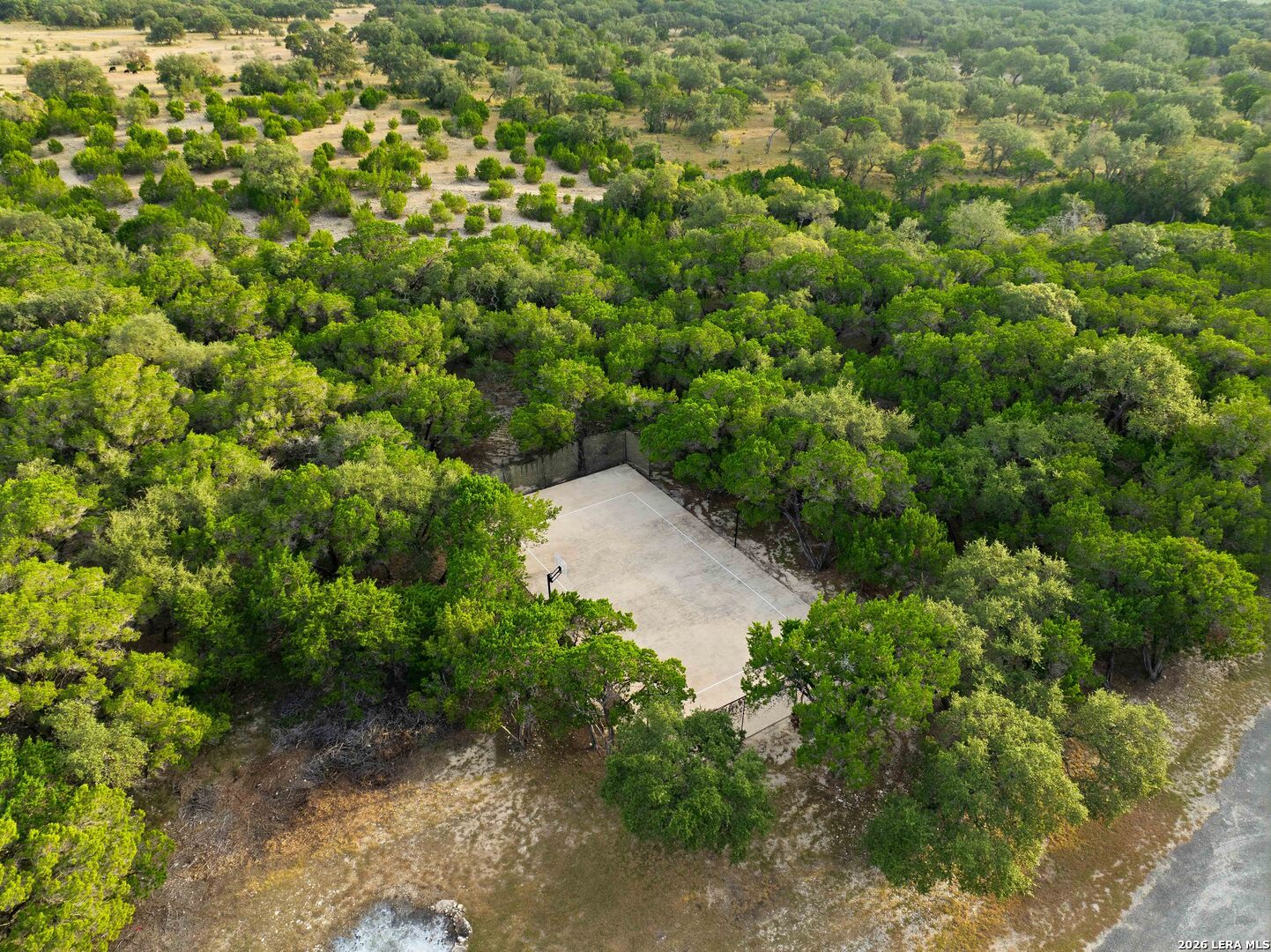 107 OAK MEADOW LN, Lakehills, TX 78063
