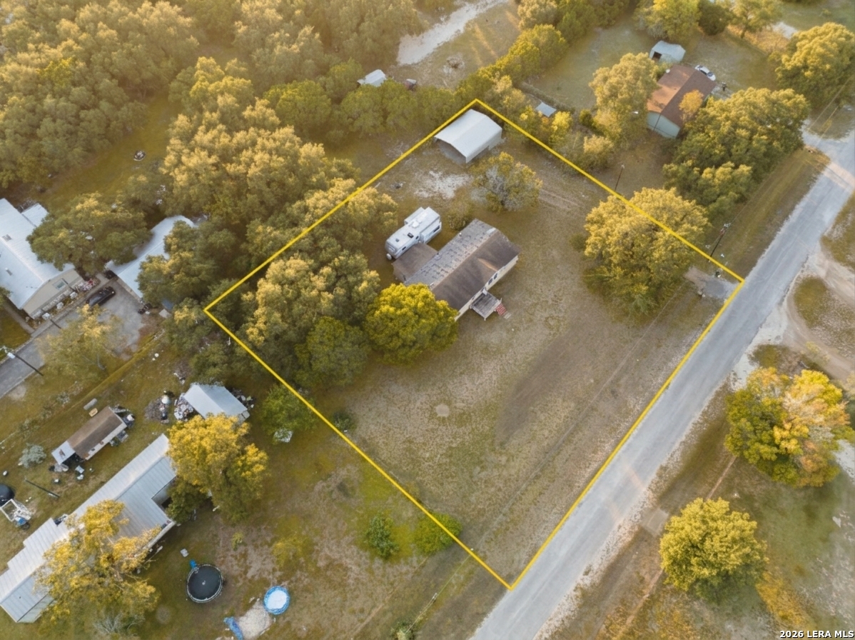 107 OAK MEADOW LN, Lakehills, TX 78063