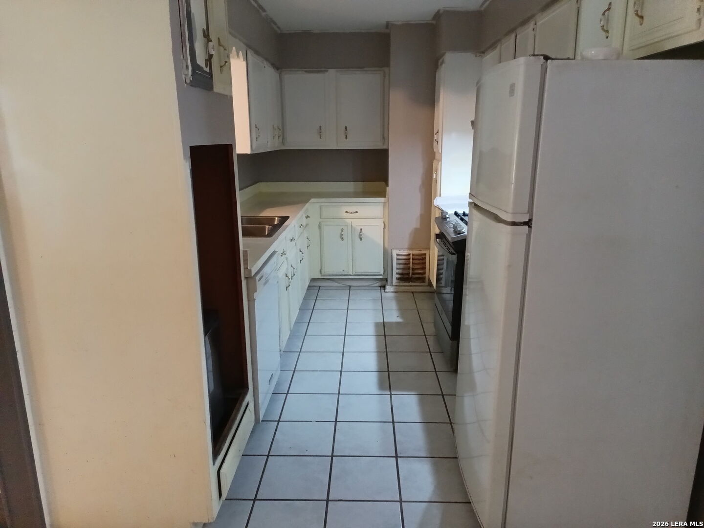 903 UTOPIA LN, San Antonio, TX 78223