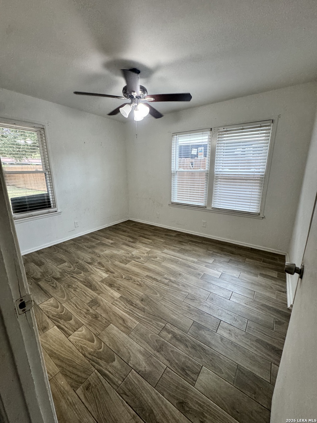 903 UTOPIA LN, San Antonio, TX 78223
