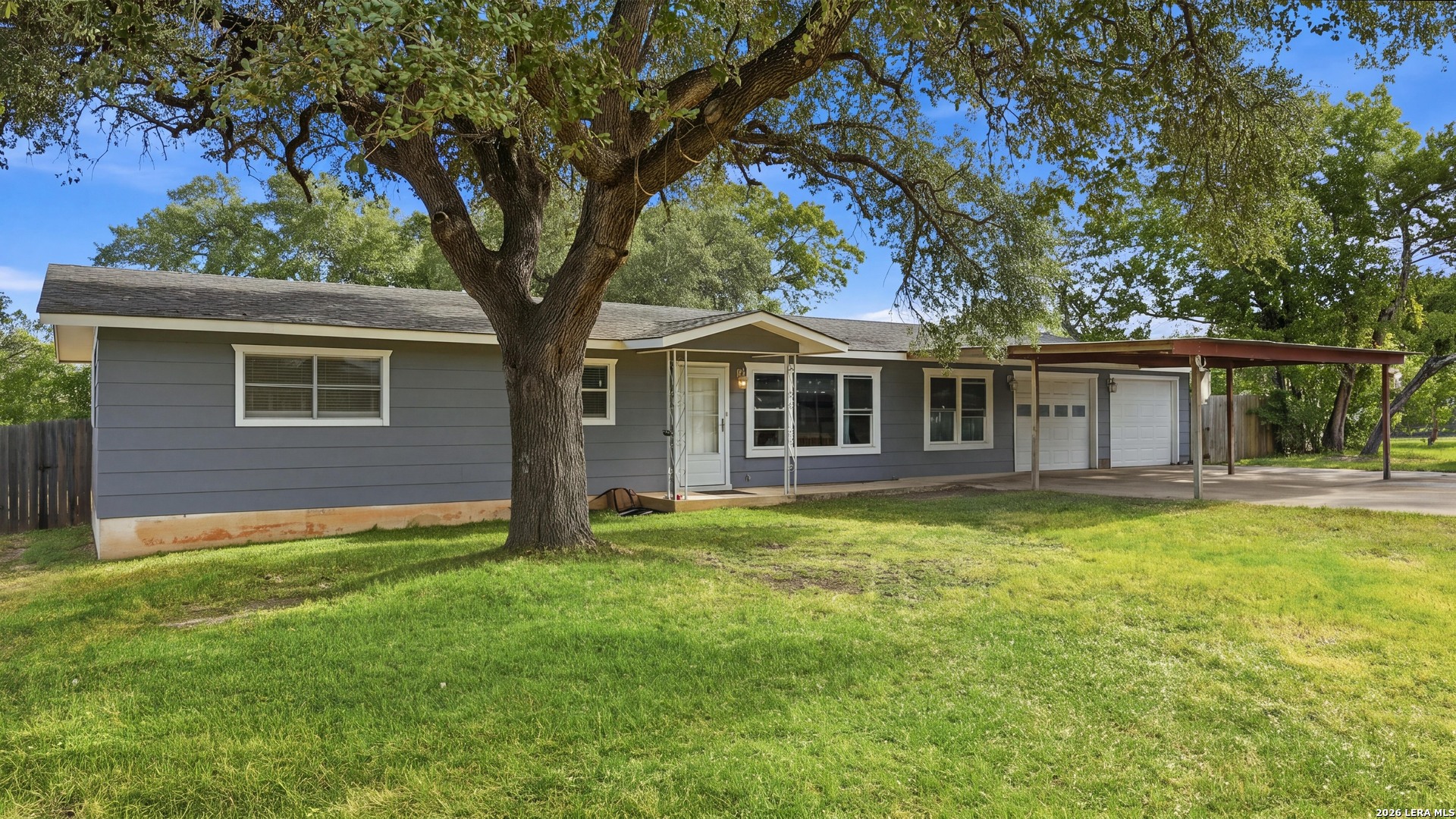108 OAK SPRINGS DR, Canyon Lake, TX 78133