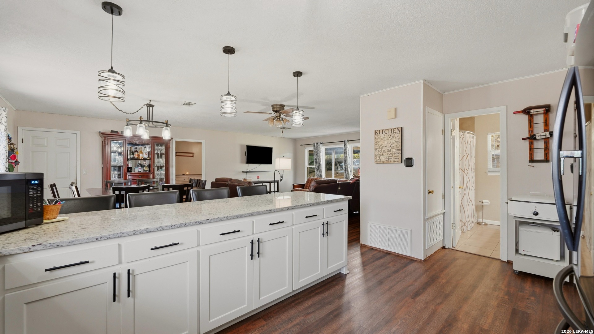 108 OAK SPRINGS DR, Canyon Lake, TX 78133