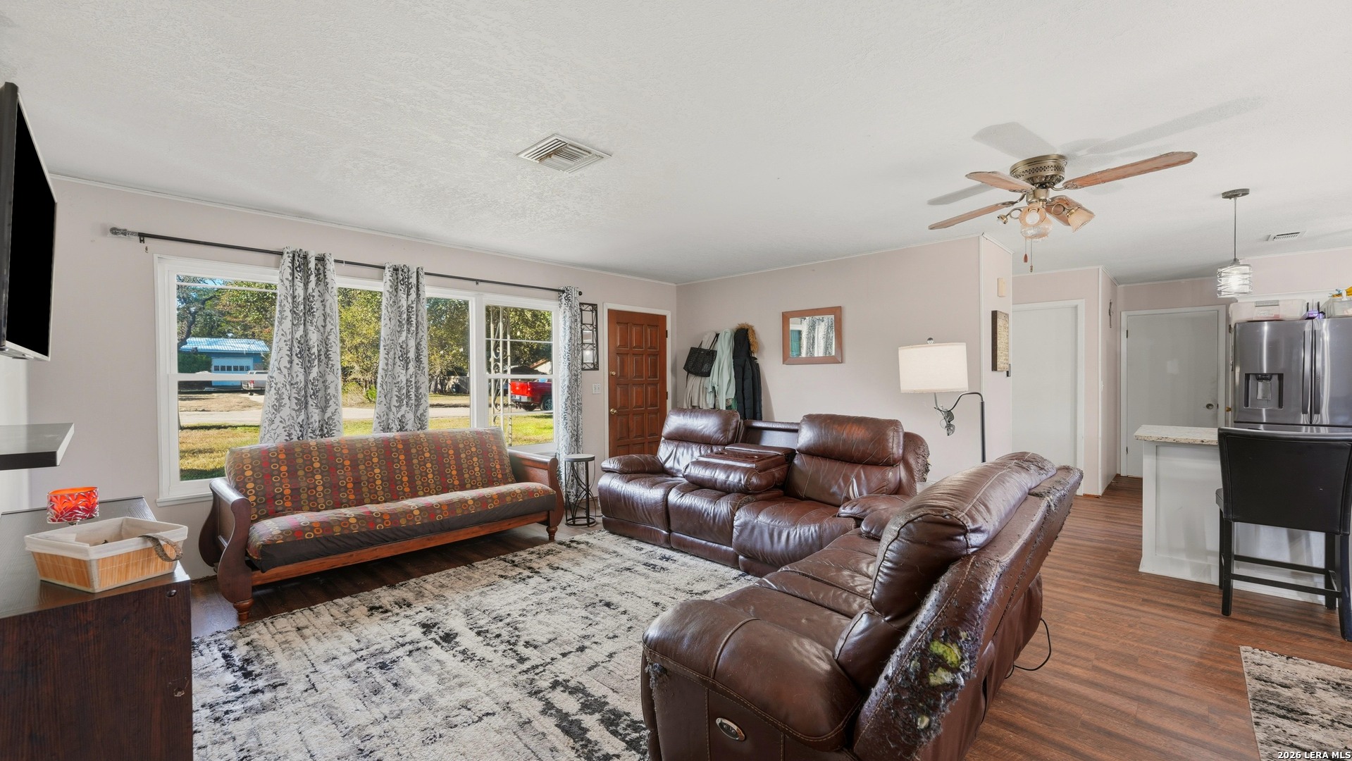 108 OAK SPRINGS DR, Canyon Lake, TX 78133
