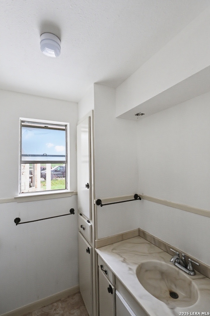 150 PLACID HTS, Seguin, TX 78155