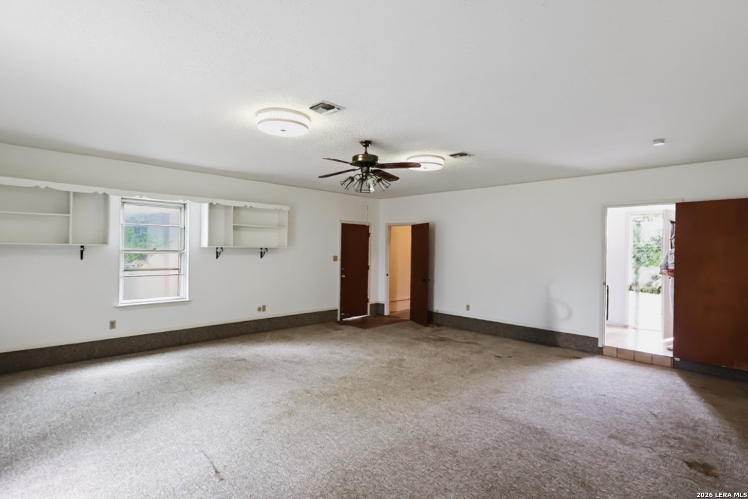 150 PLACID HTS, Seguin, TX 78155