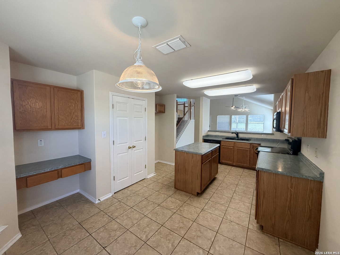9626 MEDIATOR PASS, Converse, TX 78109