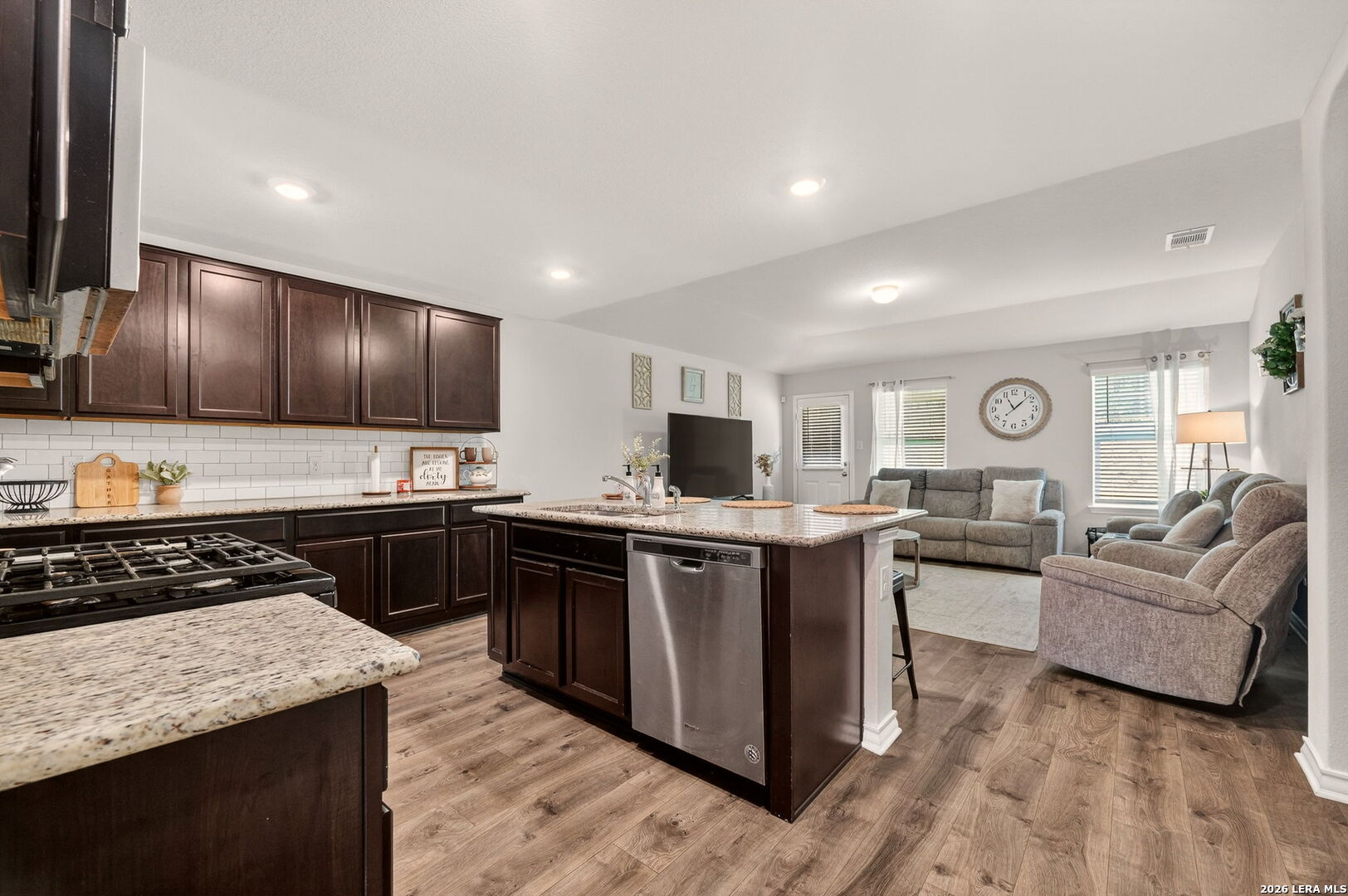 6527 HOFFMAN PLN, San Antonio, TX 78252