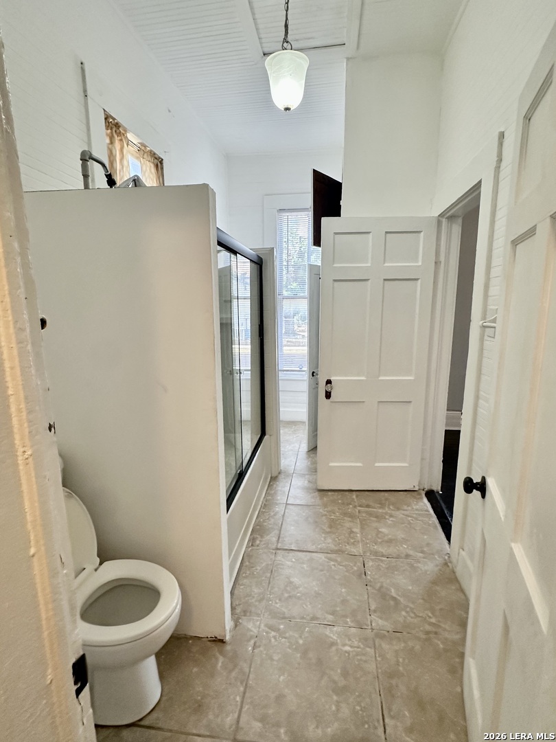 121 Daniel, San Antonio, TX 78204