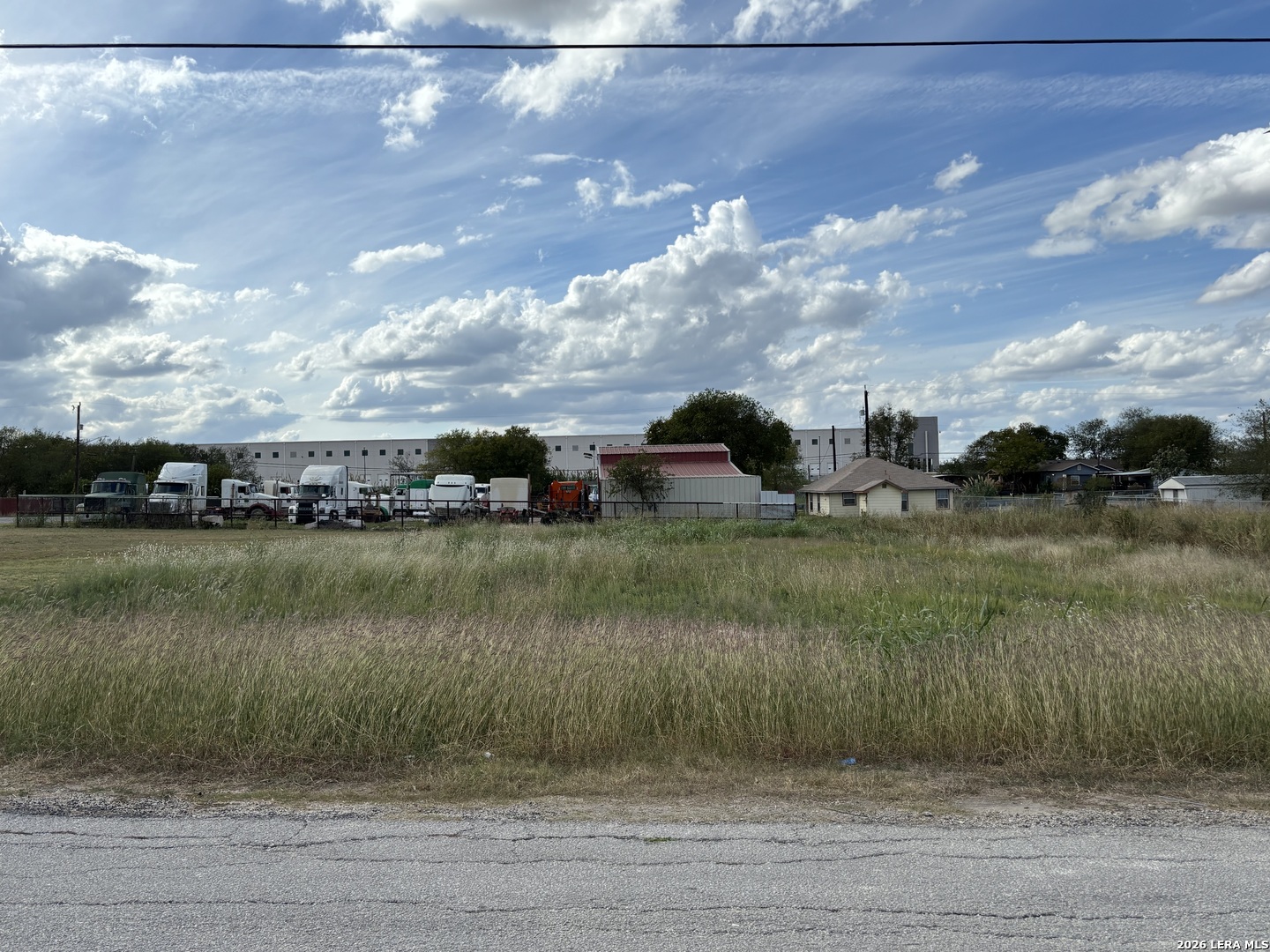 2850 CHLOE DR., Converse, TX 78109