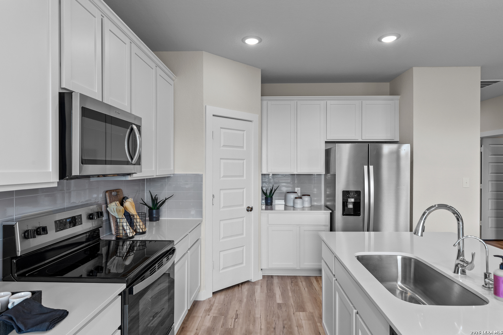 2401 Hiddenbrooke Trace, Seguin, TX 78155