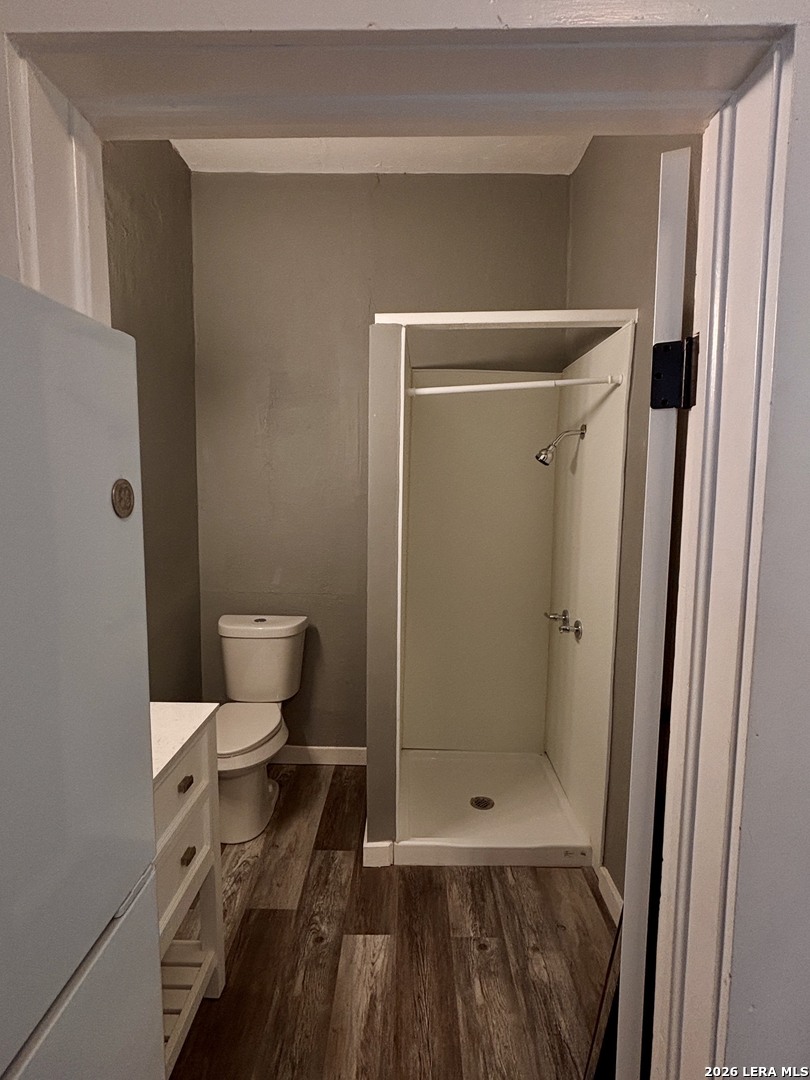 123 E 2ND ST, Elmendorf, TX 78112