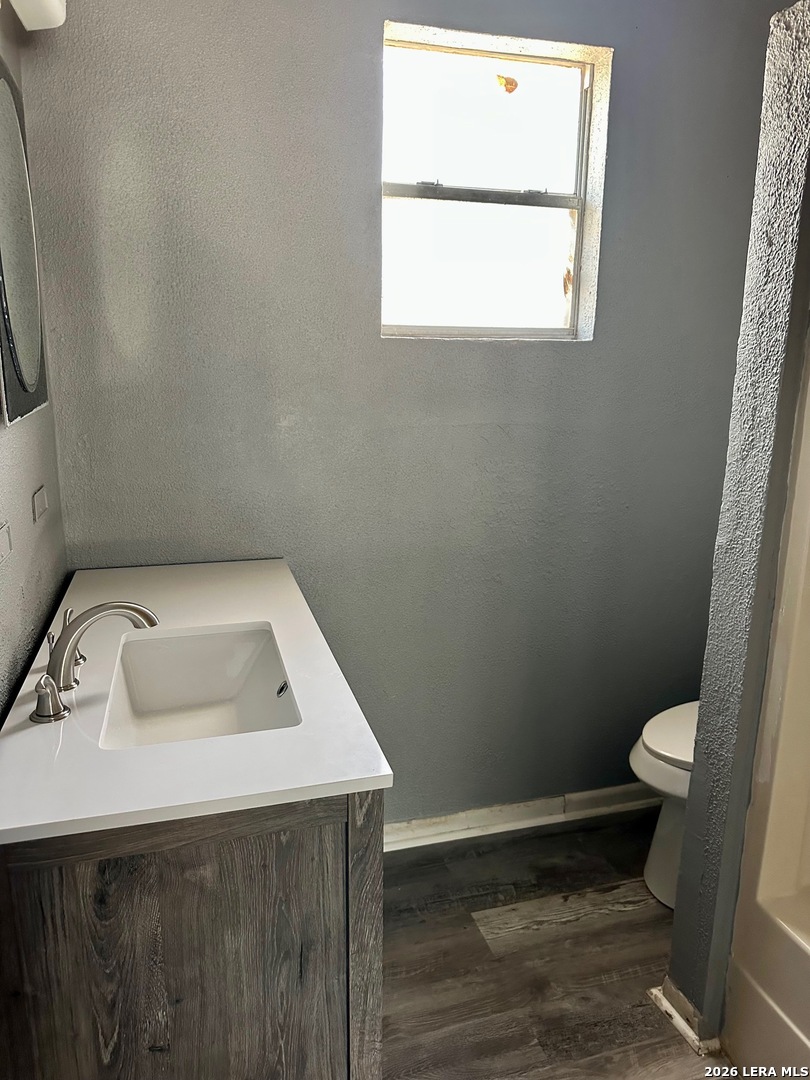 123 E 2ND ST, Elmendorf, TX 78112