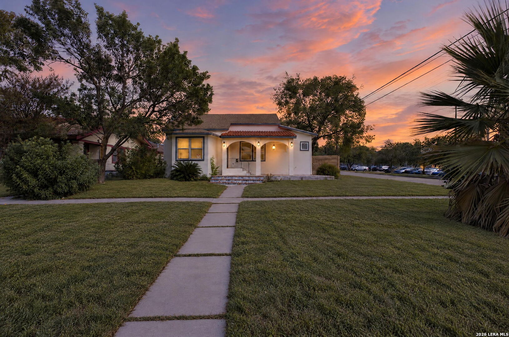 Property photo for 501 W AGARITA AVE, San Antonio, TX